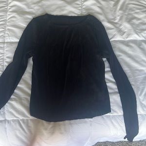 Black designed shirt! No tag on it. From Amazon.